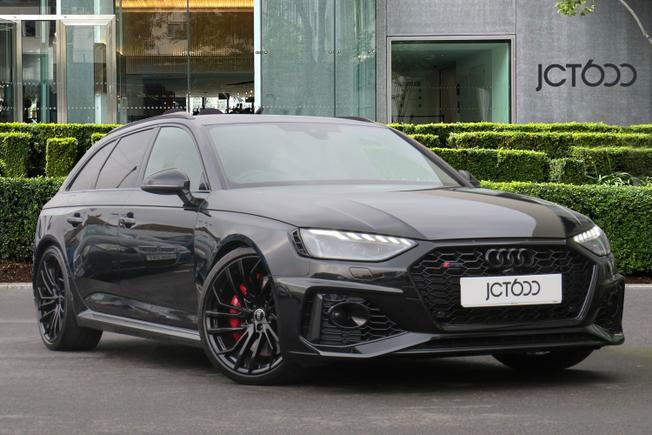 AUDI Rs4 Avant Photo 1