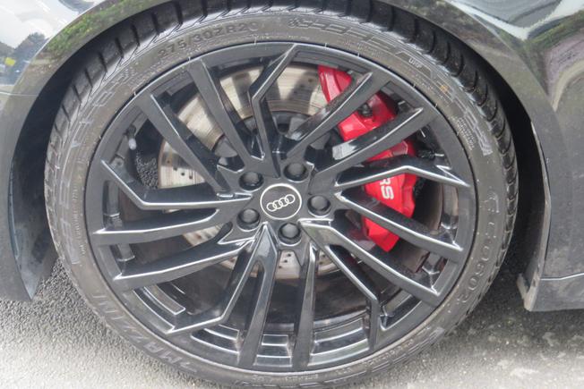 AUDI Rs4 Avant Photo 12