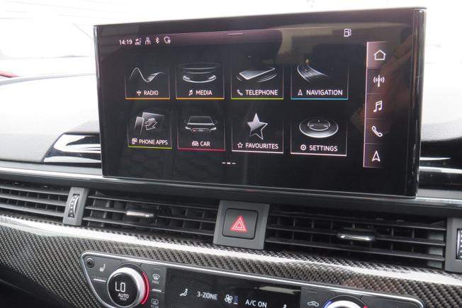 AUDI Rs4 Avant Photo 29