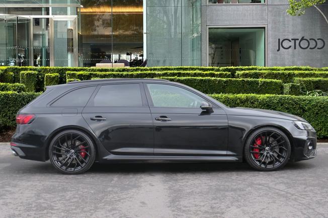AUDI Rs4 Avant Photo 3