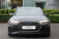 AUDI Rs4 Avant Photo 4