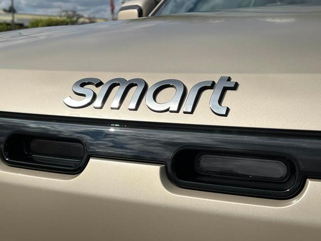 SMART Hashtag 5 Photo 18