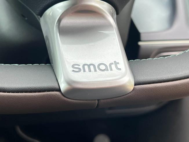 SMART Hashtag 5 Photo 26