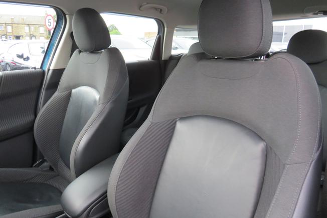 MINI Countryman Photo 14