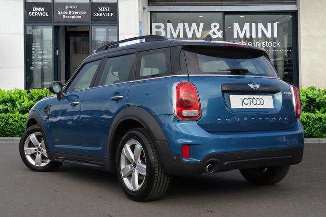 MINI Countryman Photo 2