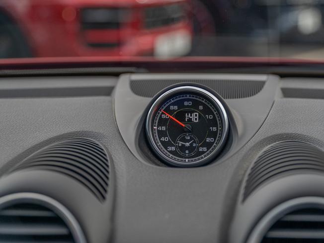 PORSCHE 718 Boxster Photo 15