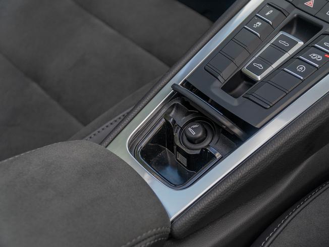 PORSCHE 718 Boxster Photo 33