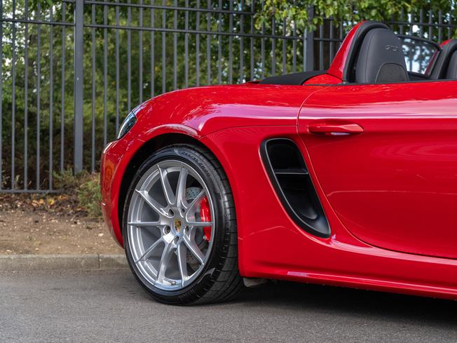 PORSCHE 718 Boxster Photo 42