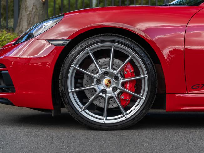 PORSCHE 718 Boxster Photo 5