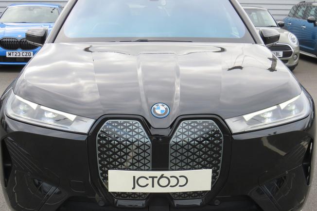 BMW Ix Photo 10