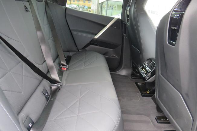 BMW Ix Photo 11