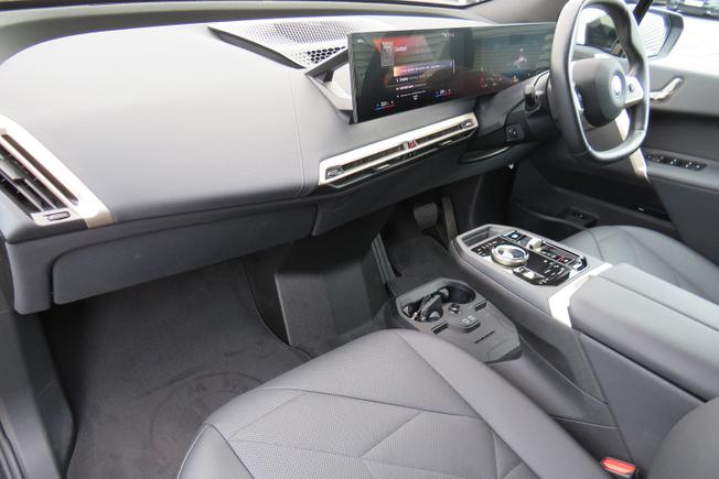 BMW Ix Photo 21