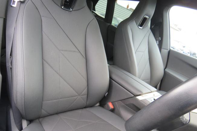 BMW Ix Photo 24