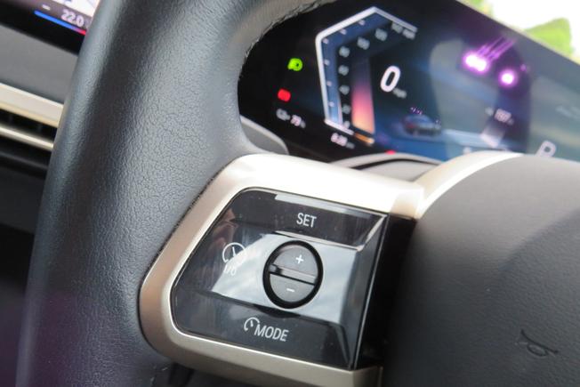 BMW Ix Photo 26