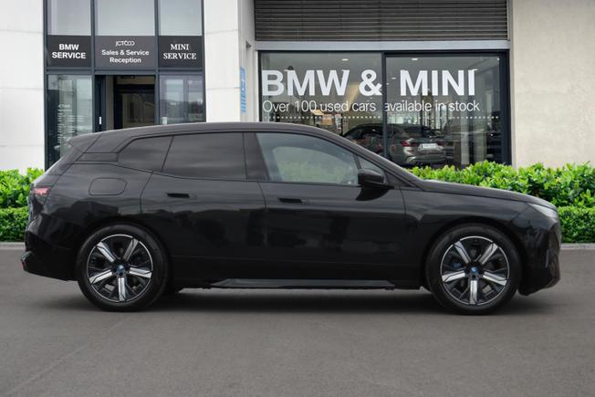 BMW Ix Photo 3