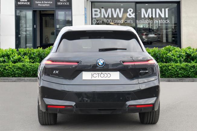 BMW Ix Photo 4