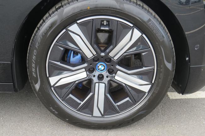 BMW Ix Photo 5
