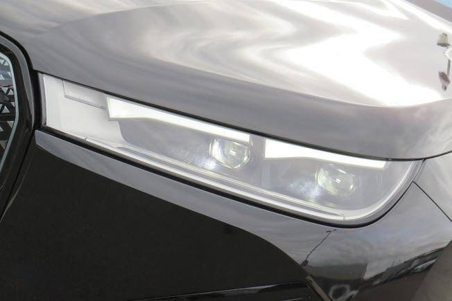 BMW Ix Photo 9