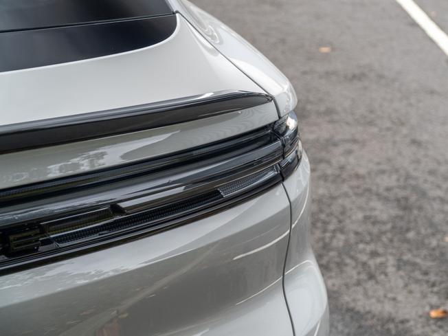 PORSCHE Cayenne Photo 14