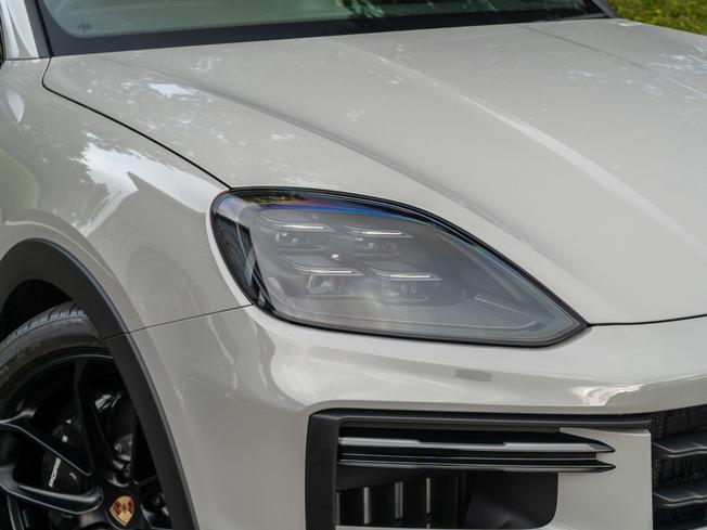 PORSCHE Cayenne Photo 15
