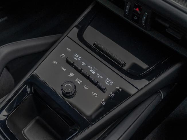 PORSCHE Cayenne Photo 39