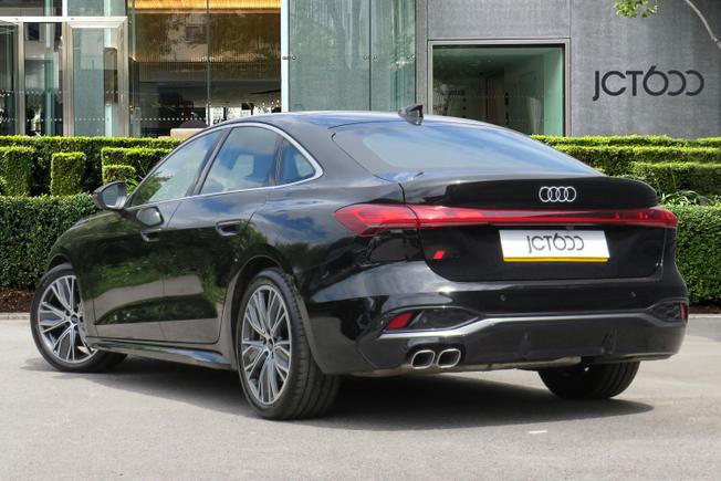 AUDI A5 Photo 2