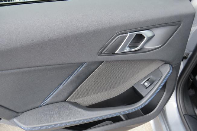 BMW 1 Series Photo 17