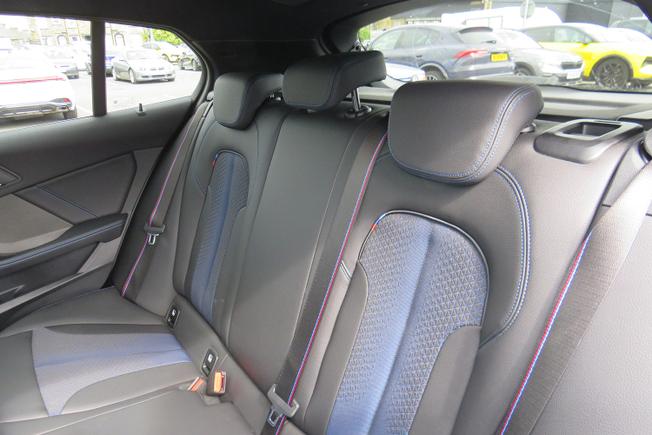 BMW 1 Series Photo 19