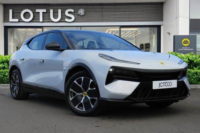 LOTUS Eletre Photo 1