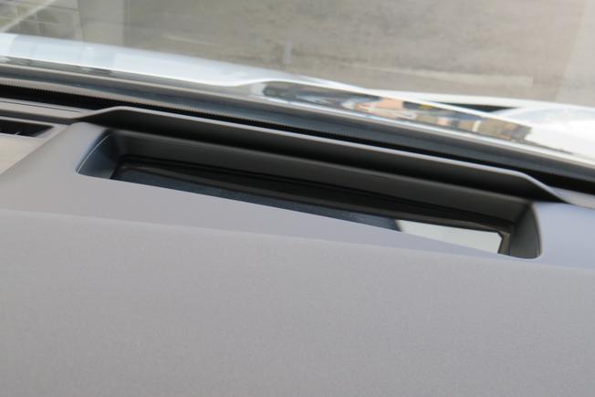 LOTUS Eletre Photo 23
