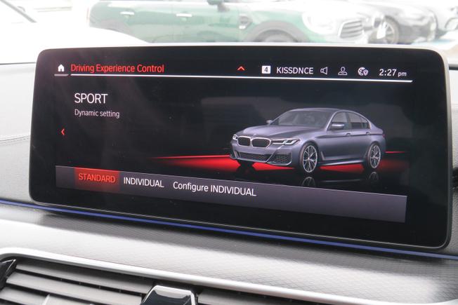 BMW 5 Series Photo 23
