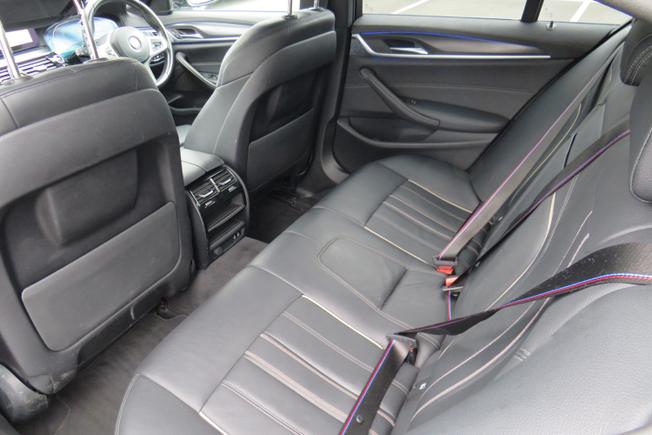 BMW 5 Series Photo 27