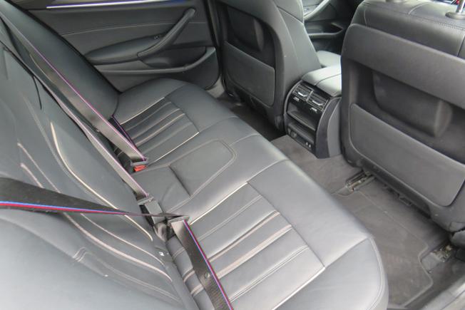 BMW 5 Series Photo 31
