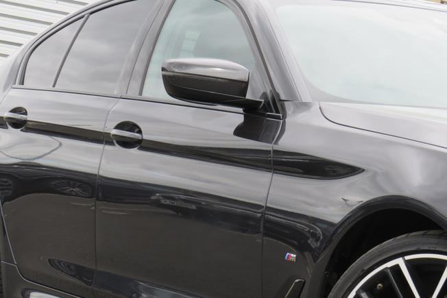 BMW 5 Series Photo 6