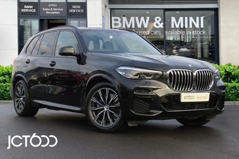 Used 2022 BMW X5 45e 24kWh M Sport xDrive Black Sapphire at JCT600