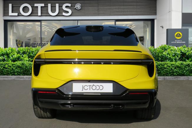 LOTUS Eletre Photo 6
