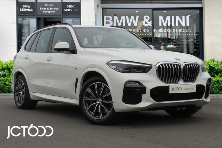 Used 2021 BMW X5 45e M Sport Petrol Plug-in Hybrid XDrive Alpine White at JCT600