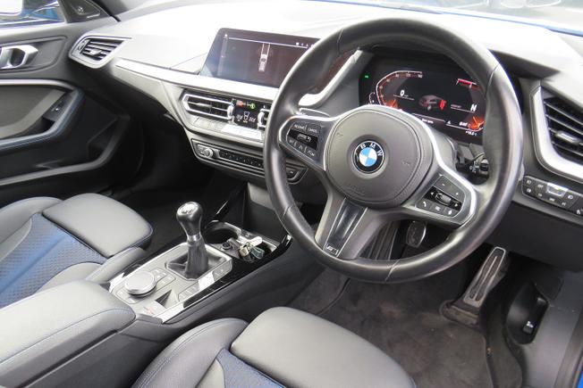BMW 1 Series Photo 22