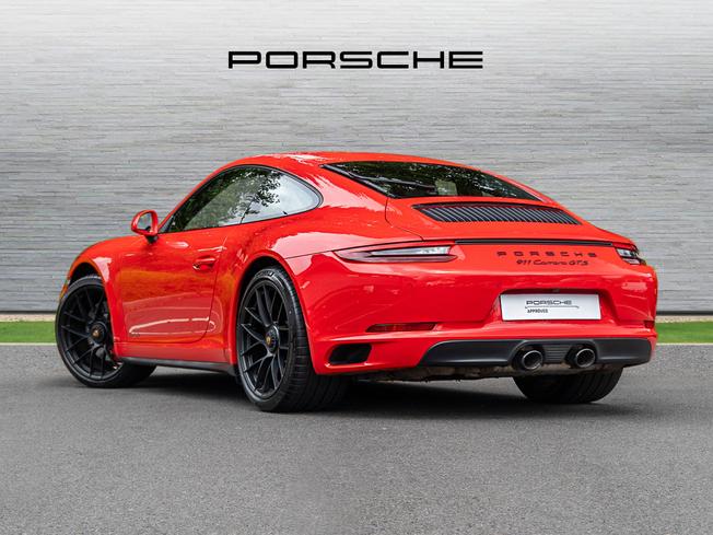 PORSCHE 911 Photo 2