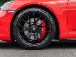 PORSCHE 911 Photo 4