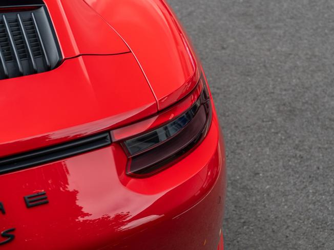 PORSCHE 911 Photo 40