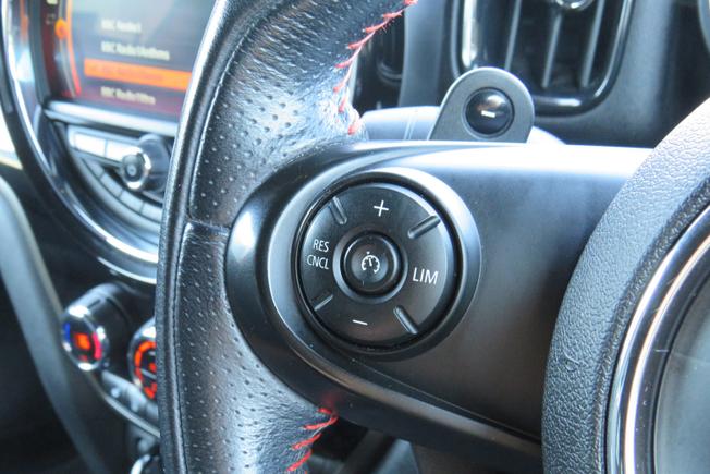 MINI Countryman Photo 8