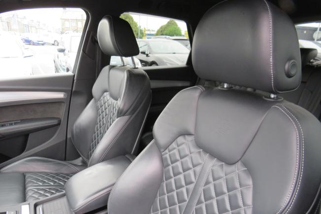 AUDI Q5 Photo 11