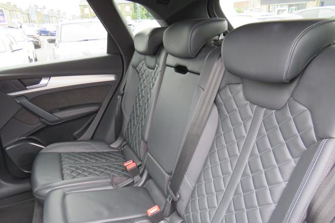 AUDI Q5 Photo 14