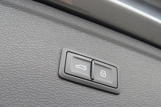 AUDI Q5 Photo 17