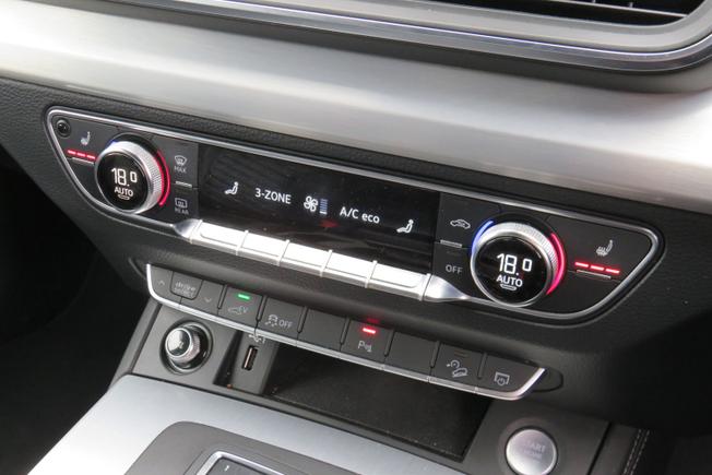 AUDI Q5 Photo 33