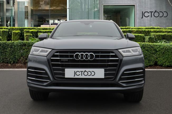 AUDI Q5 Photo 4