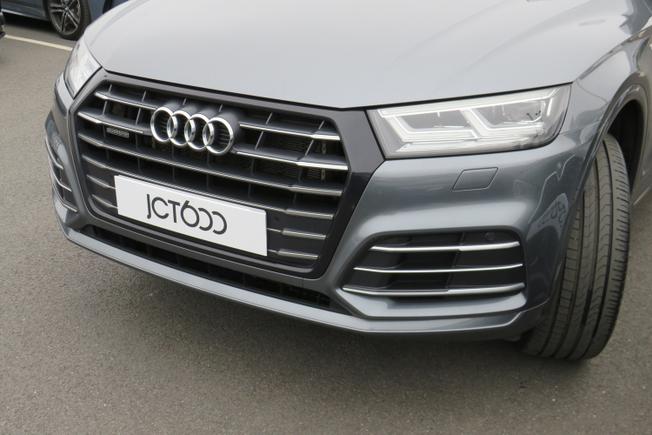 AUDI Q5 Photo 8