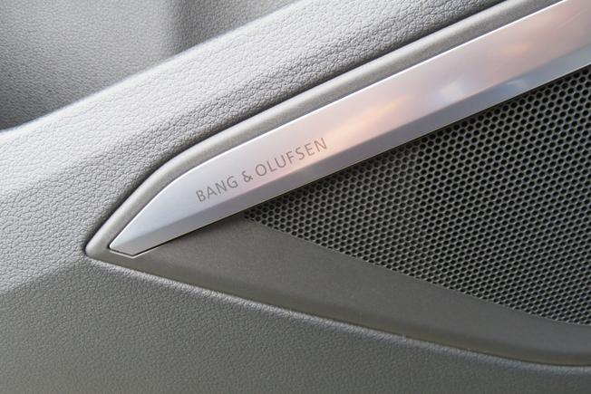 AUDI e-tron Photo 21