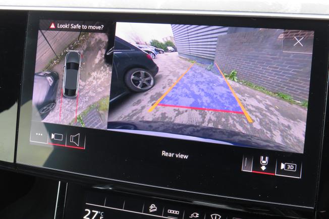 AUDI e-tron Photo 33